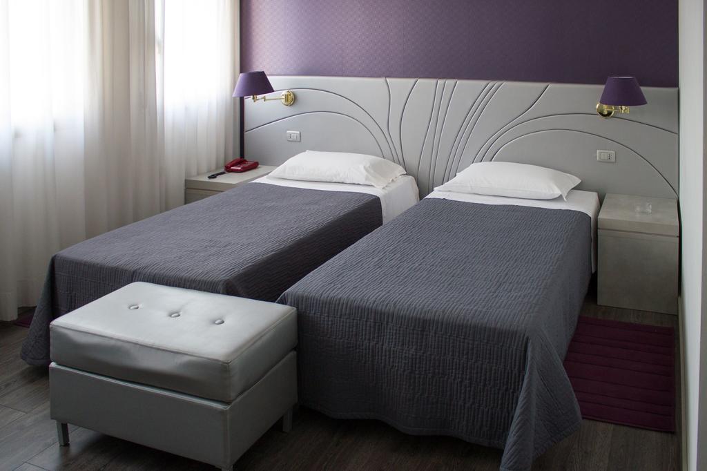 Hotel Alan Αντζόλα ντελ Εμίλια Εξωτερικό φωτογραφία