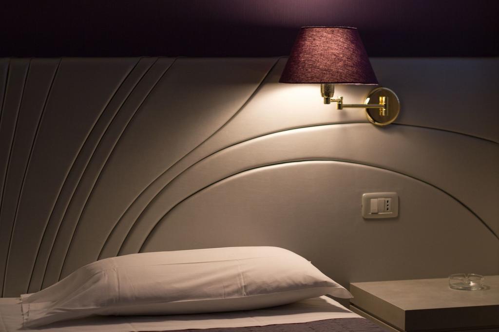 Hotel Alan Αντζόλα ντελ Εμίλια Εξωτερικό φωτογραφία