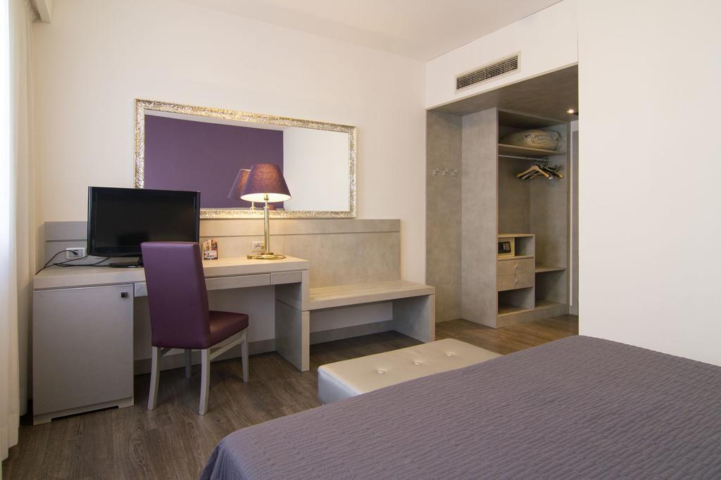 Hotel Alan Αντζόλα ντελ Εμίλια Εξωτερικό φωτογραφία