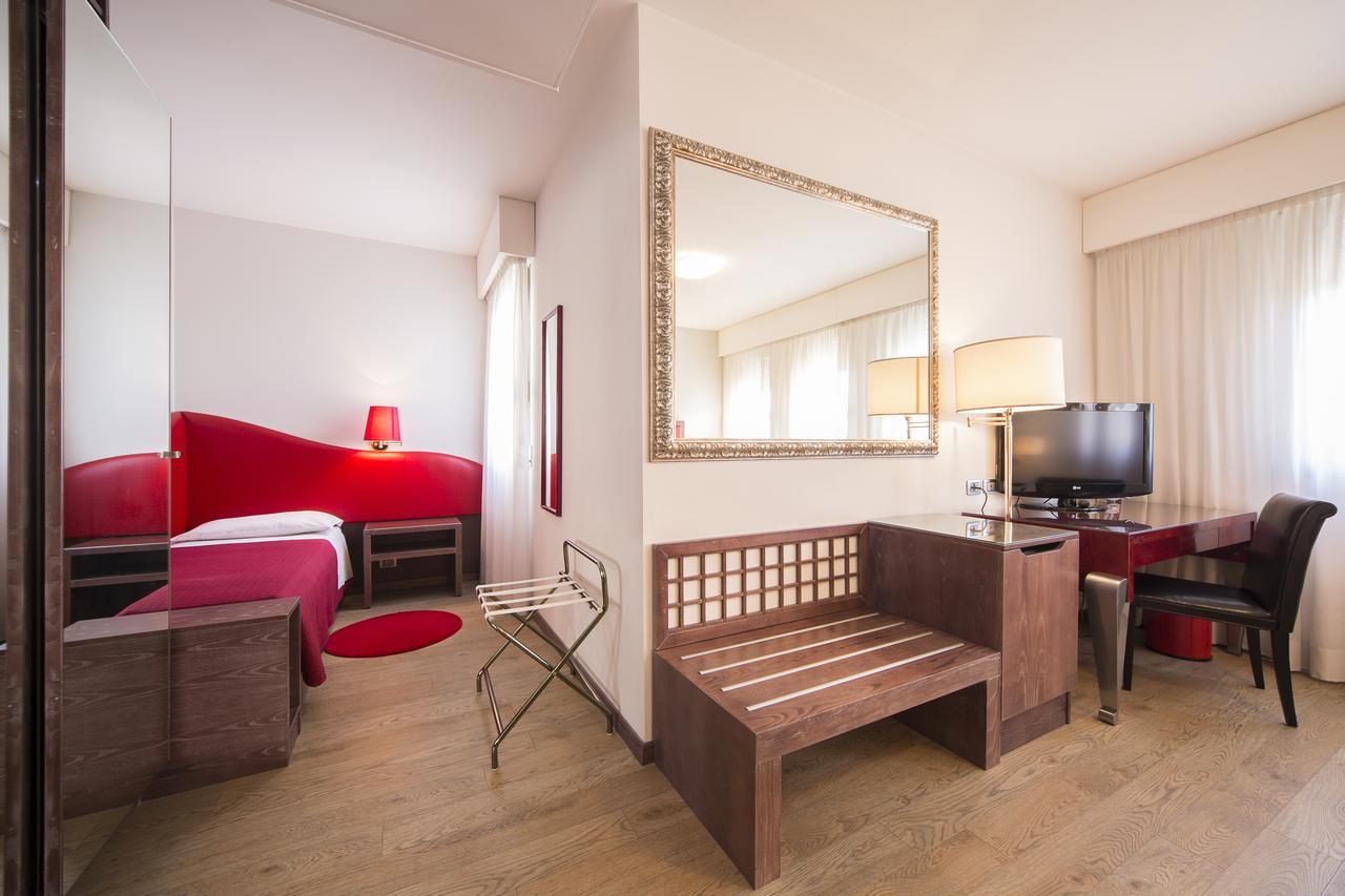 Hotel Alan Αντζόλα ντελ Εμίλια Εξωτερικό φωτογραφία